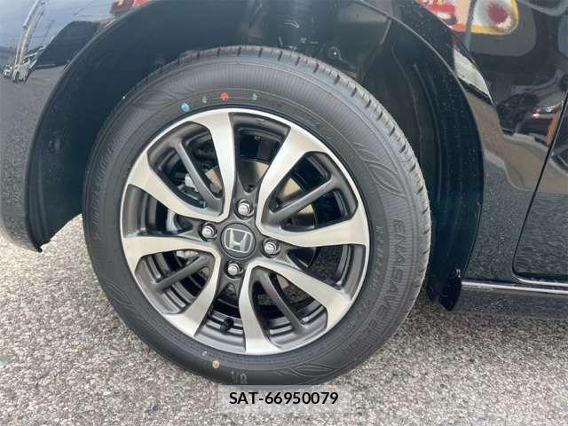 Honda N BOX CUSTOM 2026-03 6909978-11
