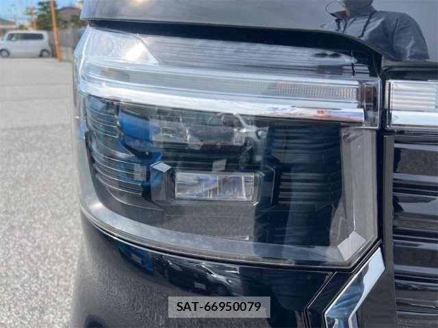 Honda N BOX CUSTOM 2026-03 6909978-13