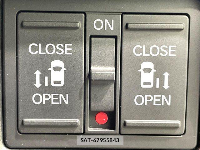 Honda N BOX CUSTOM 2023-01 6910050-4