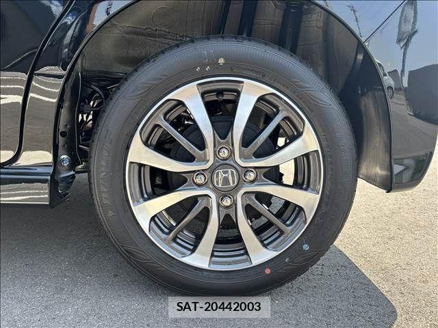 Honda N BOX CUSTOM 2026-04 6909898-11