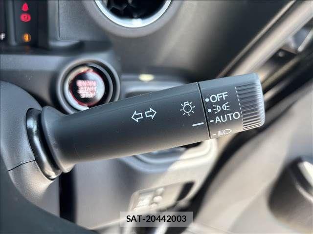 Honda N BOX CUSTOM 2026-04 6909898-18