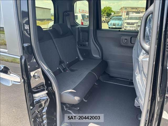 Honda N BOX CUSTOM 2026-04 6909898-26