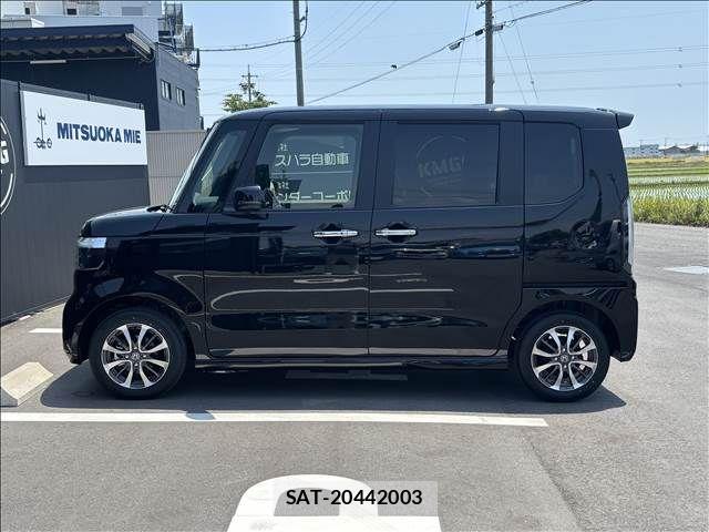 Honda N BOX CUSTOM 2026-04 6909898-7