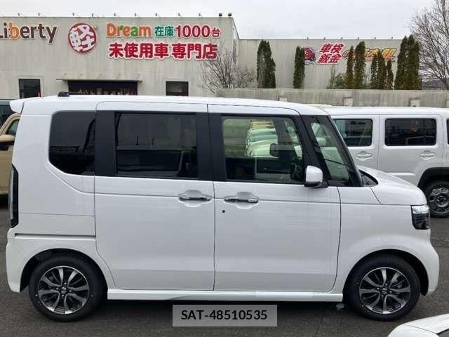 Honda N BOX CUSTOM 2026-02 6909955-7