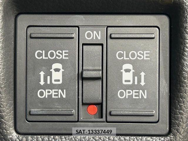 Honda N BOX CUSTOM 2024-02 6910049-2