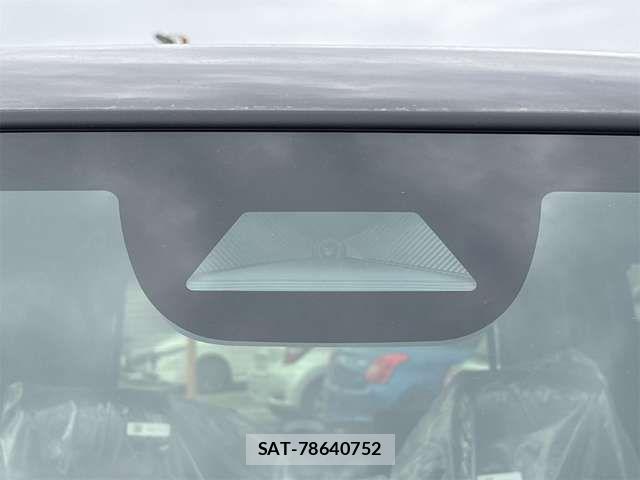 Honda N BOX CUSTOM 2026-02 6909960-14