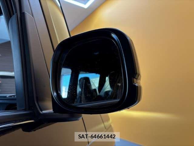 Honda N BOX CUSTOM 2026-02 6909982-12