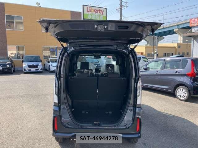 Honda N BOX CUSTOM 2026-03 6910032-14