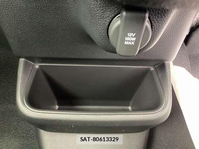 Honda N BOX CUSTOM 2025-12 6909964-9