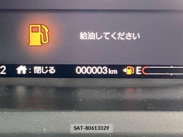 Honda N BOX CUSTOM 2025-12 6909964-13