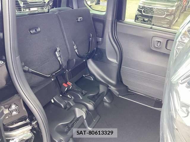 Honda N BOX CUSTOM 2025-12 6909964-15