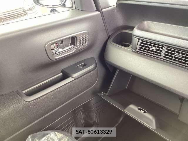Honda N BOX CUSTOM 2025-12 6909964-4