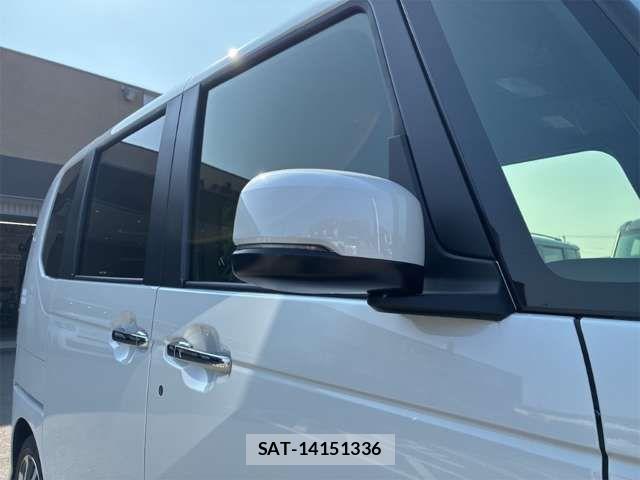 Honda N BOX CUSTOM 2026-02 6909913-14