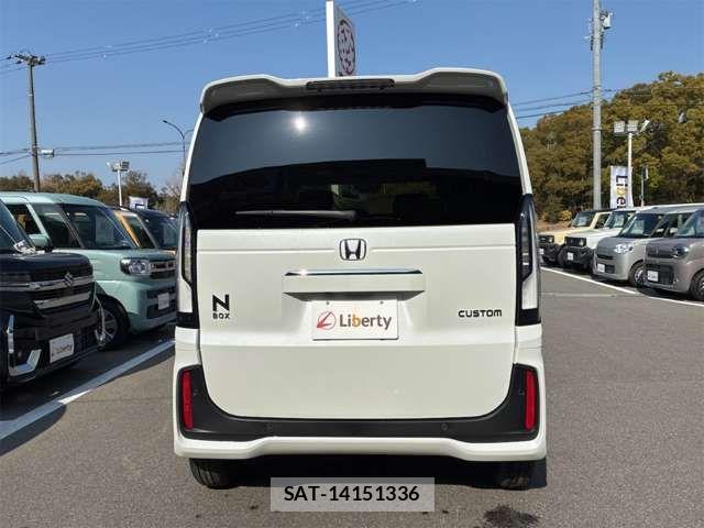 Honda N BOX CUSTOM 2026-02 6909913-15