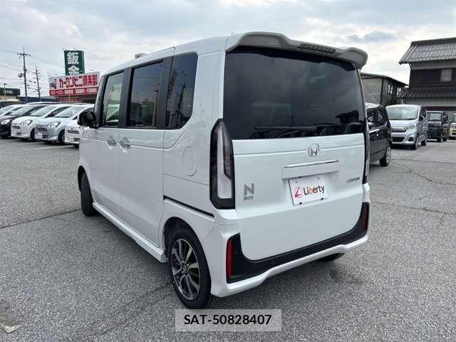 Honda N BOX CUSTOM 2026-01 6909906-9