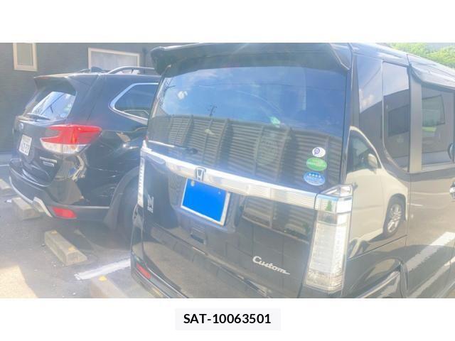 Honda N BOX CUSTOM 2014-03 6910232-1