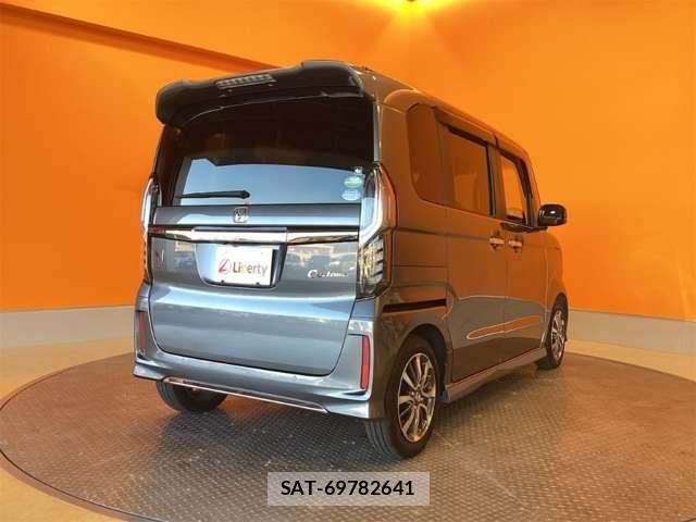 Honda N BOX CUSTOM 2021-02 6910109-8