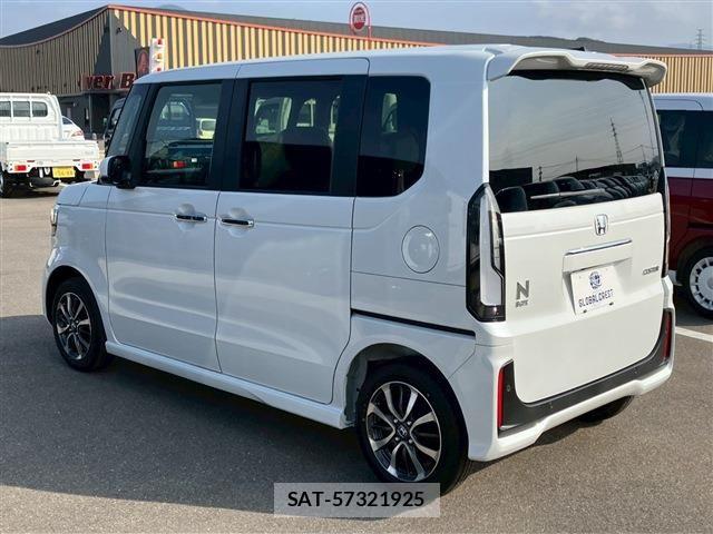 Honda N BOX CUSTOM 2025-12 6909949-9