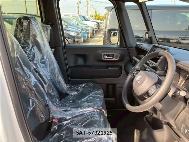 Honda N BOX CUSTOM 2025-12 6909949-15