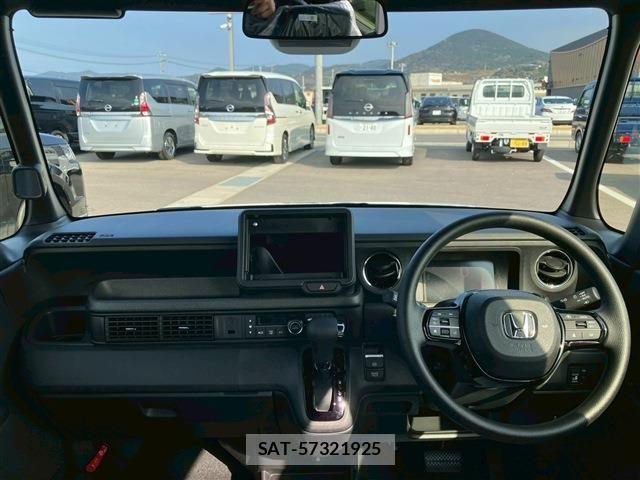 Honda N BOX CUSTOM 2025-12 6909949-17
