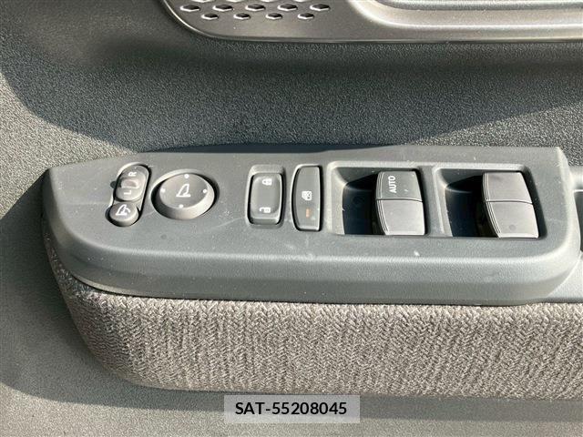 Honda N BOX CUSTOM 2025-12 6910038-24