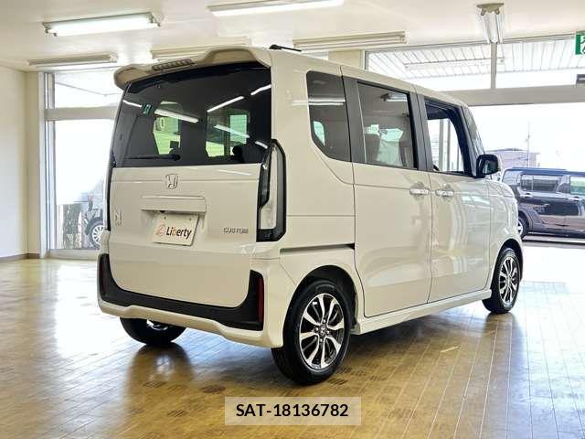 Honda N BOX CUSTOM 2026-02 6909959-17