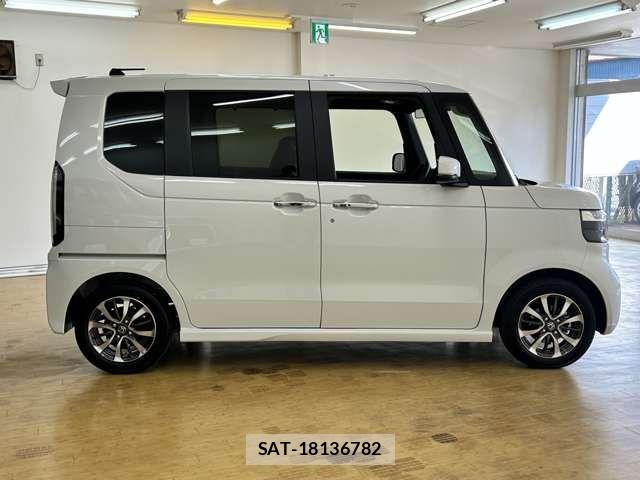 Honda N BOX CUSTOM 2026-02 6909959-7