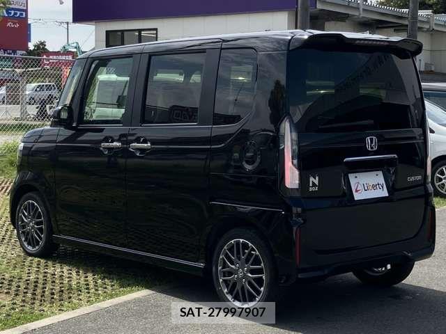Honda N BOX CUSTOM 2025-11 6909912-9