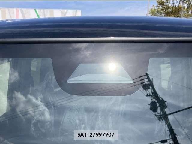 Honda N BOX CUSTOM 2025-11 6909912-12