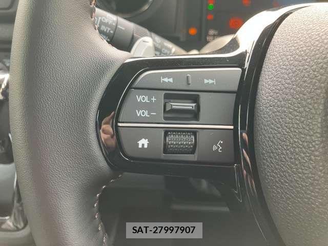 Honda N BOX CUSTOM 2025-11 6909912-18