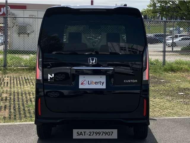 Honda N BOX CUSTOM 2025-11 6909912-8