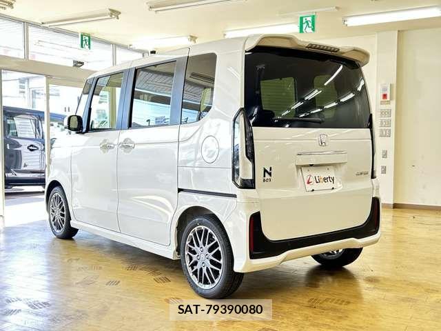 Honda N BOX CUSTOM 2026-02 6909888-19