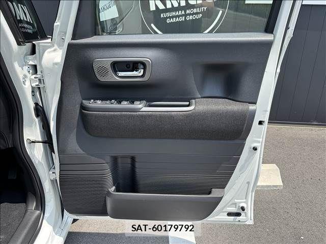 Honda N BOX CUSTOM 2026-04 6909900-12