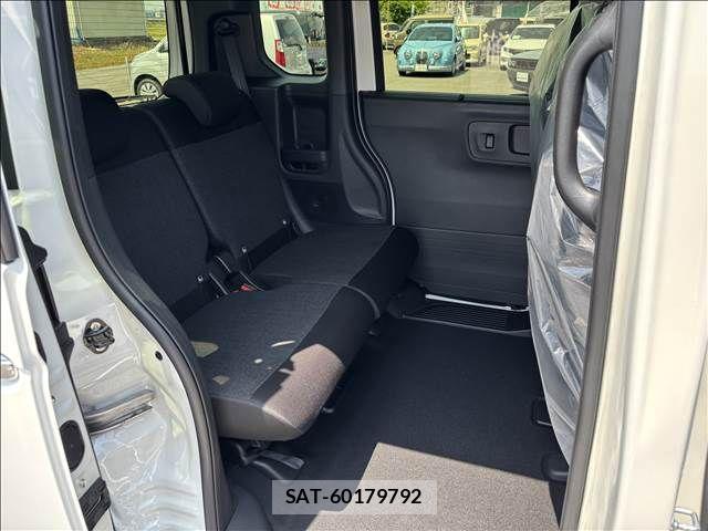 Honda N BOX CUSTOM 2026-04 6909900-27