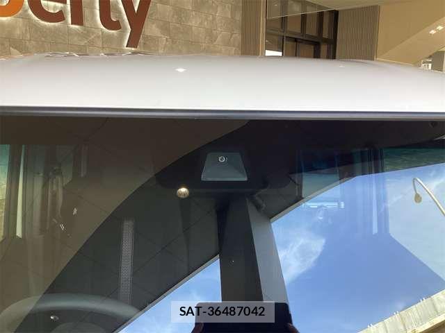 Honda N BOX CUSTOM 2020-03 6910076-13