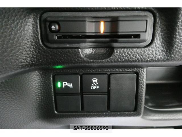 Honda N BOX CUSTOM 2021-11 6996198-24