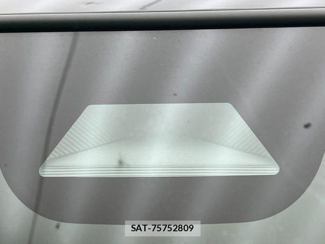 Honda N BOX CUSTOM 2024-11 6996210-2