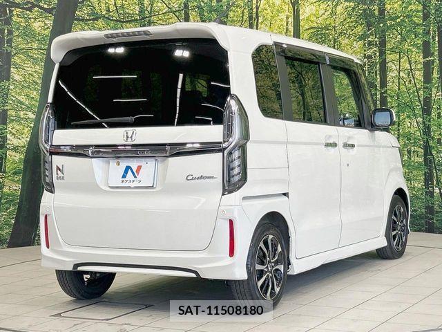 Honda N BOX CUSTOM 2018-02 6996219-16