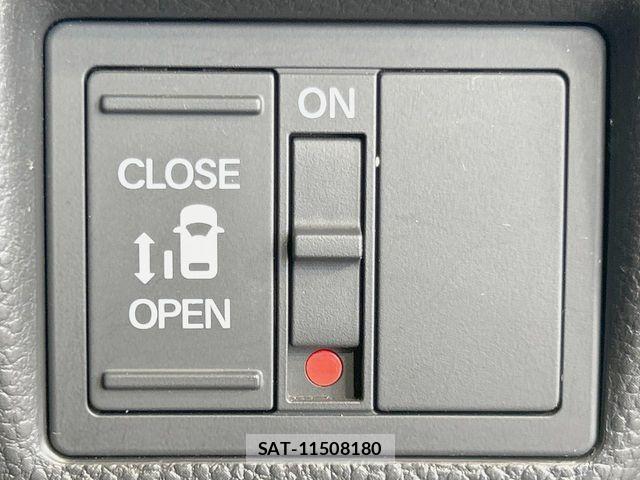 Honda N BOX CUSTOM 2018-02 6996219-5
