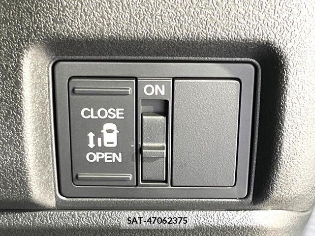 Honda N BOX CUSTOM 2026-04 6996192-5