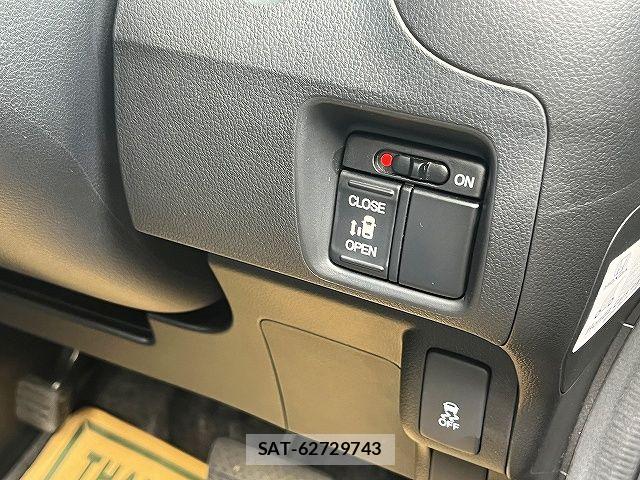Honda N BOX CUSTOM 2013-05 6996259-15