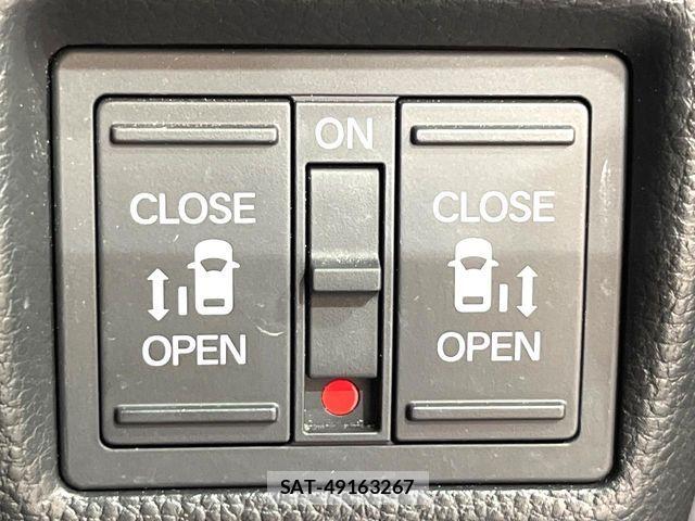 Honda N BOX CUSTOM 2022-05 6996202-4