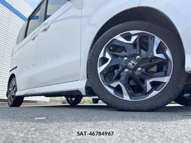 Honda N BOX CUSTOM 2019-05 7021037-13