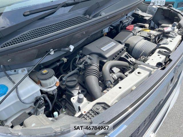 Honda N BOX CUSTOM 2019-05 7021037-18