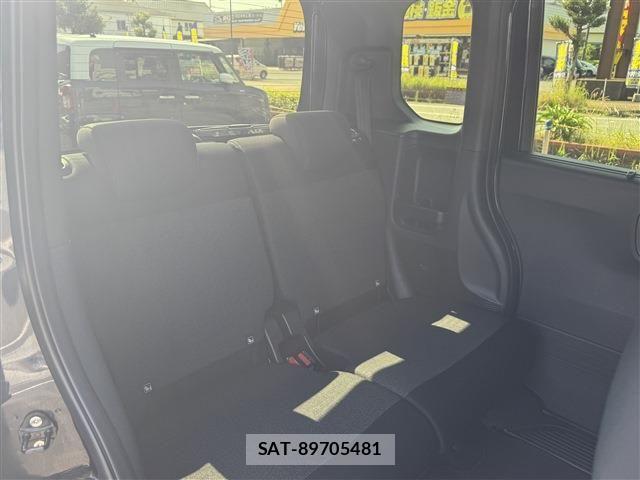 Honda N BOX CUSTOM 2024-05 7021042-11