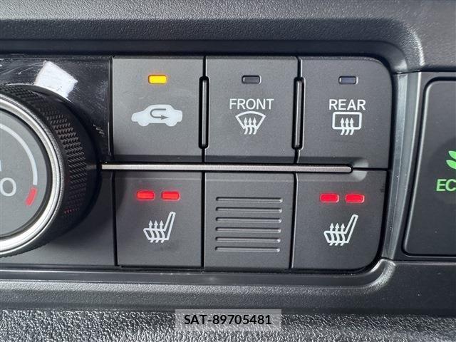 Honda N BOX CUSTOM 2024-05 7021042-18