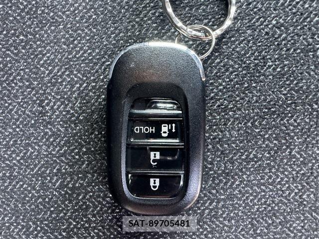 Honda N BOX CUSTOM 2024-05 7021042-27