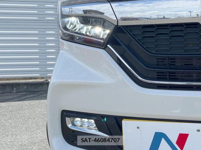 Honda N BOX CUSTOM 2018-05 7021046-12