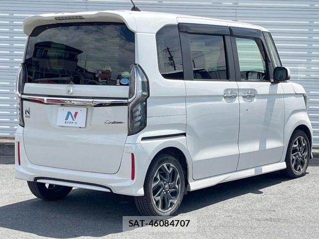 Honda N BOX CUSTOM 2018-05 7021046-17