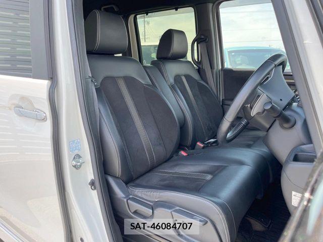 Honda N BOX CUSTOM 2018-05 7021046-7